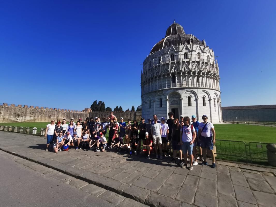 pisa_spol_bapt-1067x800-q75